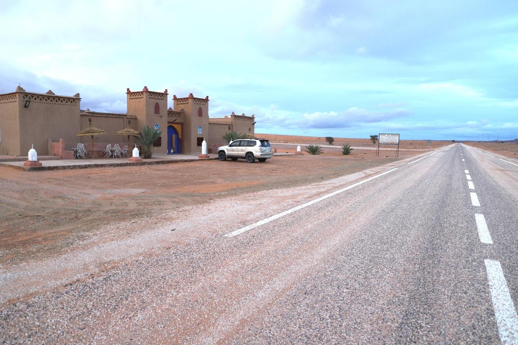 Porte De Sahara Ouzina Eksteriør billede
